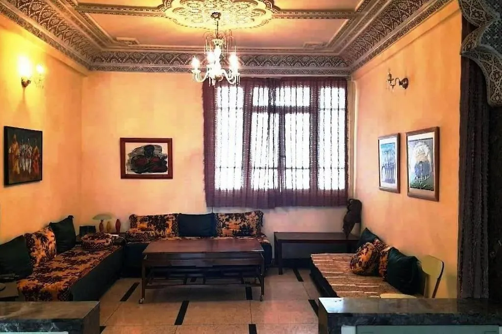 Un Appartement Spacieux Lumineux Et Artistique Au Centre Ville Fes Morocco
